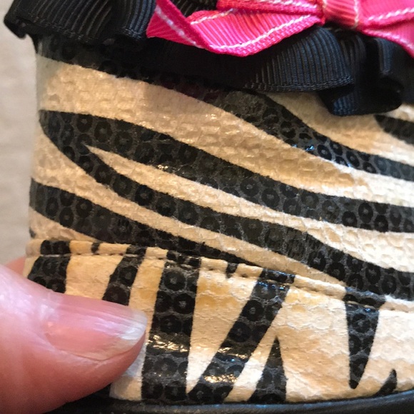 Baby Girl Zebra Boots Size 3 - Picture 5 of 7